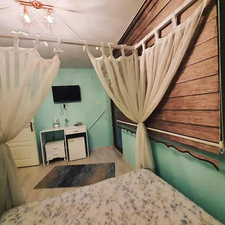 Beyazev Butik Masukiye * カーテペ